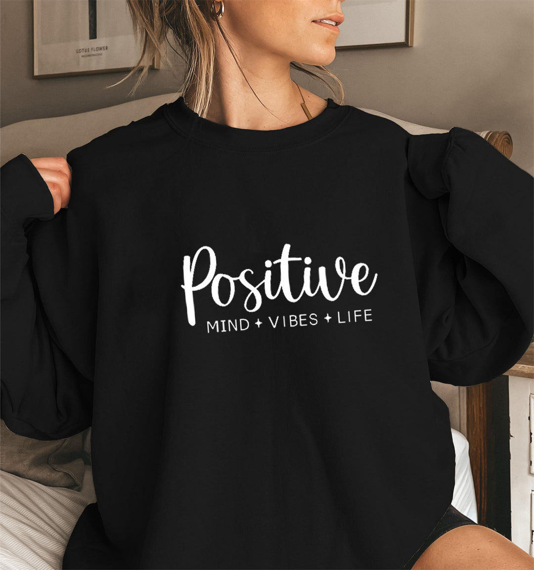 Kvinders sweatshirt med voluminøse ærmer og inspirerende print Stilla