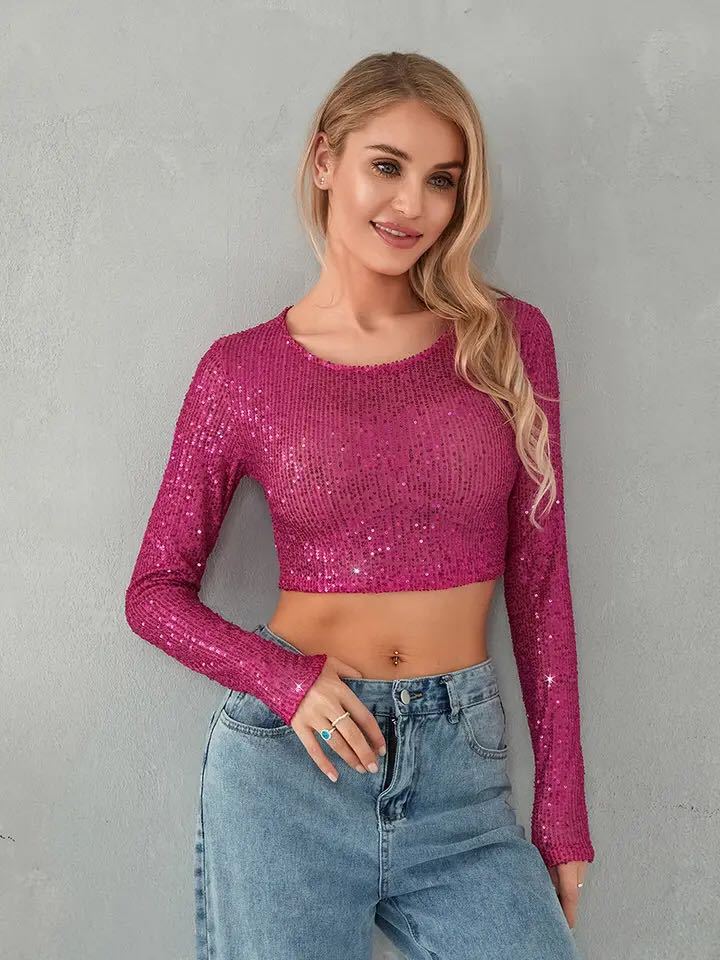 Kvindernes glitrende crop top med lange ærmer og tætsiddende pasform