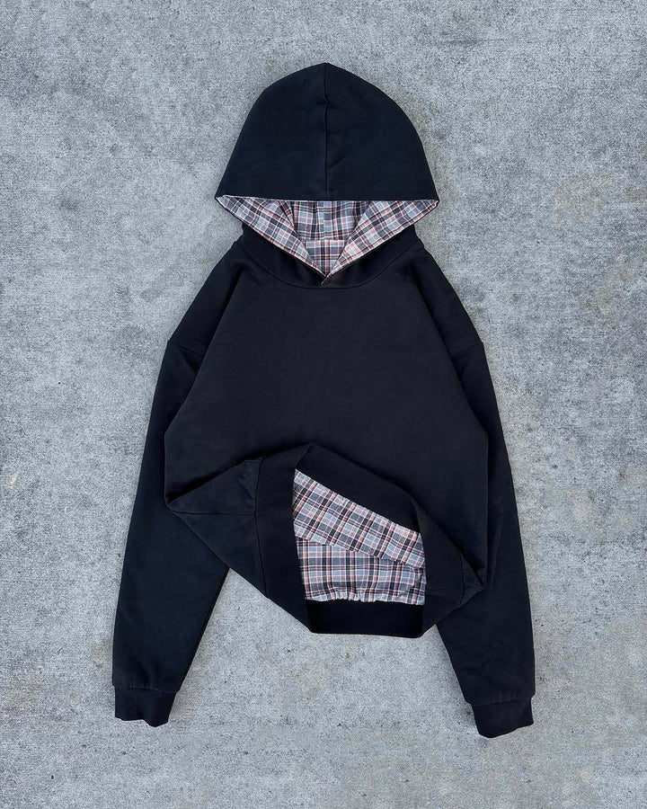 Dame afslappet hoodie med quiltet inderside og kontrasterende ternet mønster Stilla
