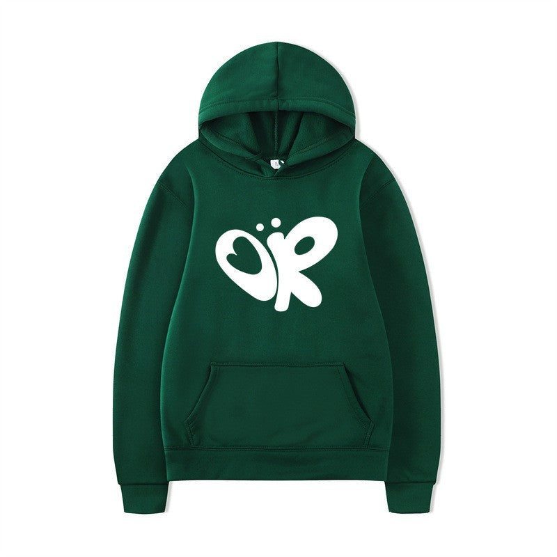 Dame hoodie med stort print og praktisk kænguru lomme Skovae