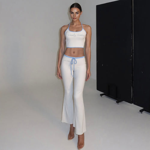 Dame Sporty two-piece set with bra and wide-cut pants Skovae