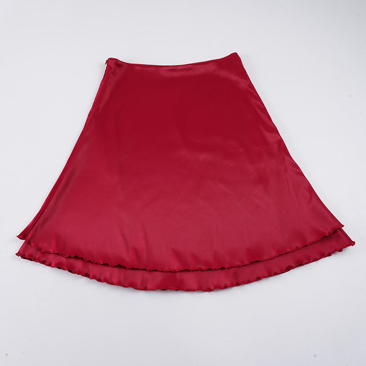 Dame Satin-nederdel med volumøs flæseafslutning og elastisk talje Skovae