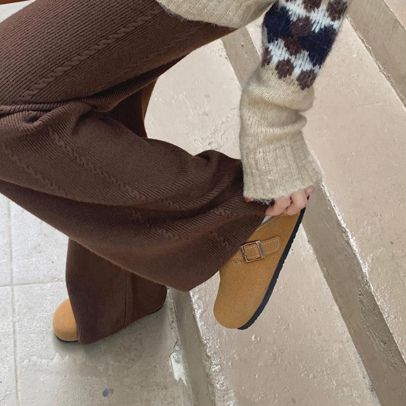 Kvinders hyggelige ribstrikkede cardigan med elegant stående krave Stilla