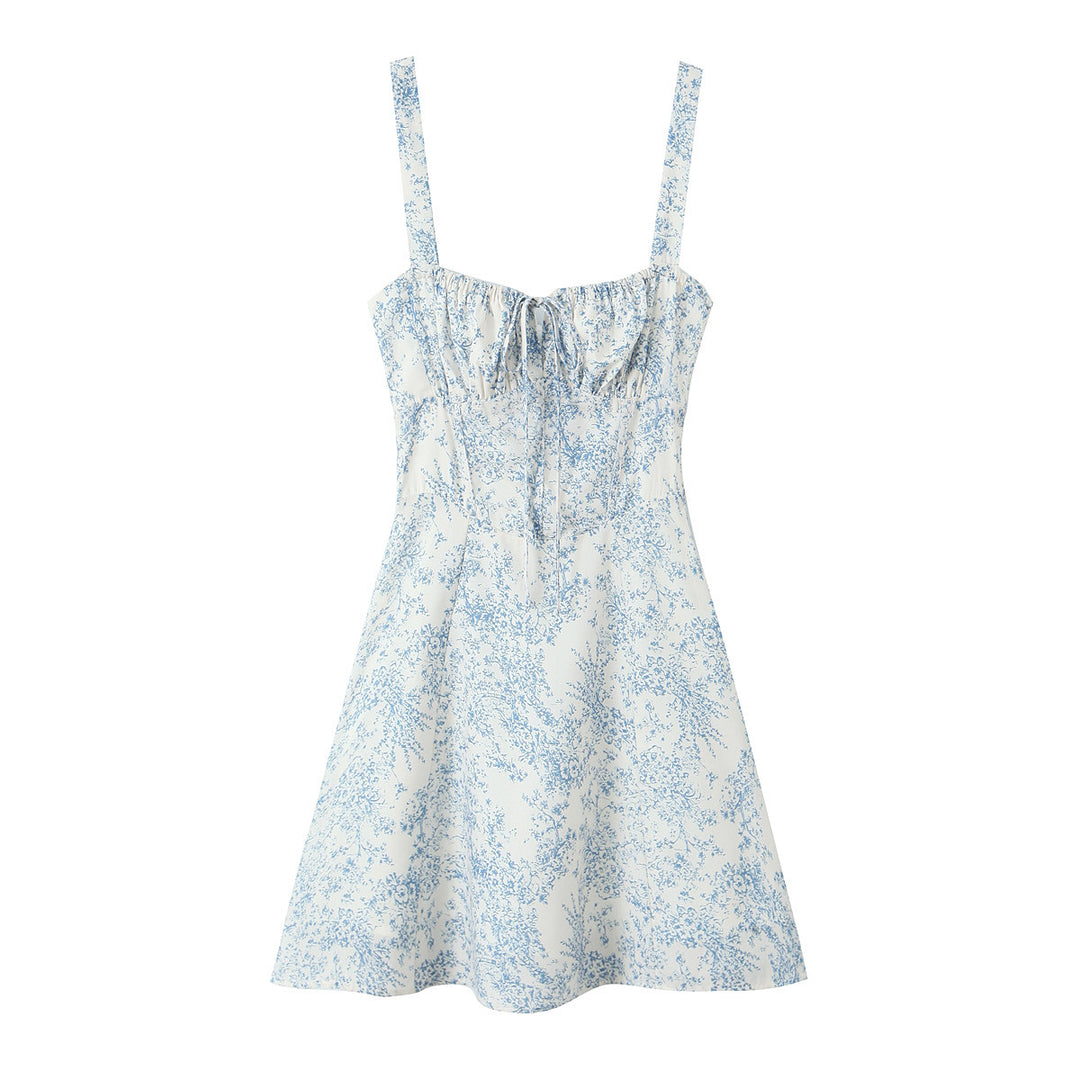 Dame legende sommerkjole med floral mønster og svajende snit Stilla
