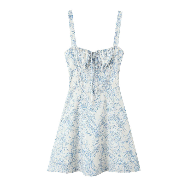 Dame legende sommerkjole med floral mønster og svajende snit Stilla