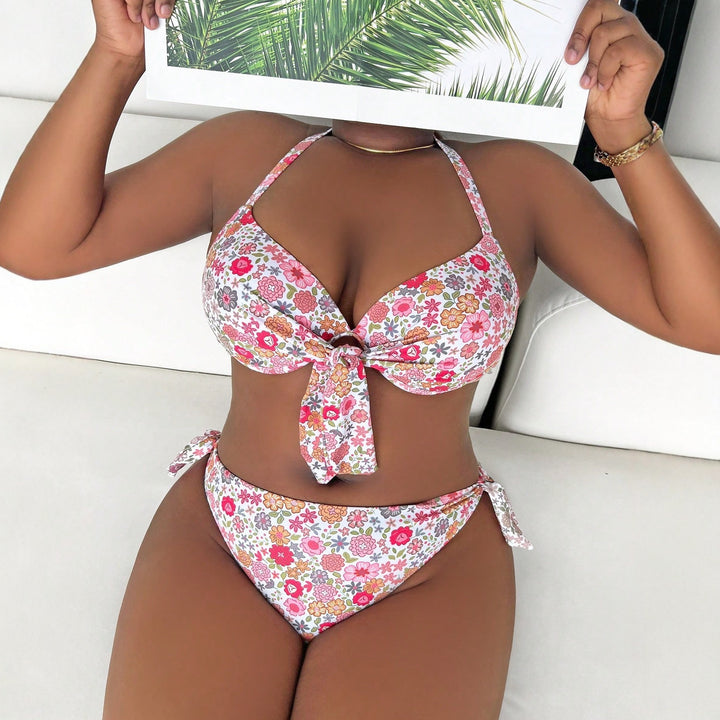 Dame triangel-bikini med legende blomsterdesign og aftageligt padding Skovae