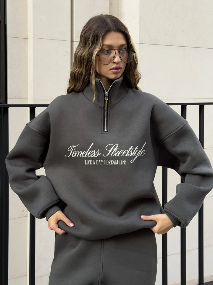 Kvinders sweatshirt med høj krave Skovae