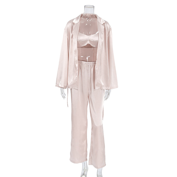 Dame elegant satin loungewear sæt med bred kimono og cropped top Stilla