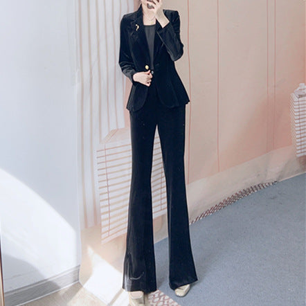 Dame Elegant to-delte sæt med smalt skåret blazer og bredt skåret bukser Stilla