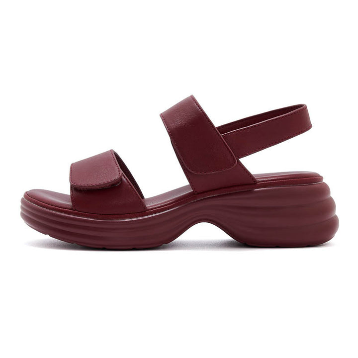 Dame komfortable sandaler med justerbare velcrolukninger og dæmpende sål Stilla