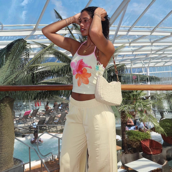Dame Crop-Top med floralt print og halterneck Skovae