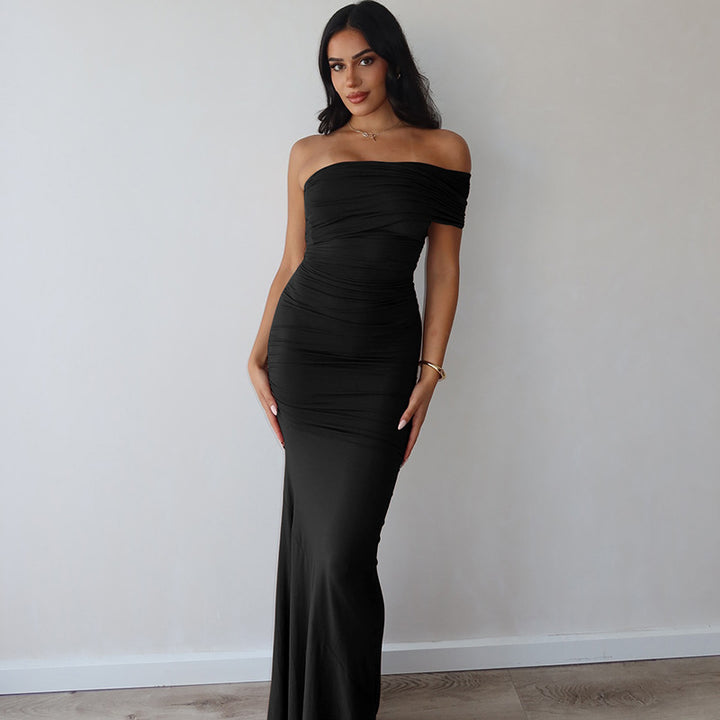 Dame maxikjole med asymmetrisk overdel og elegant drapering Stilla
