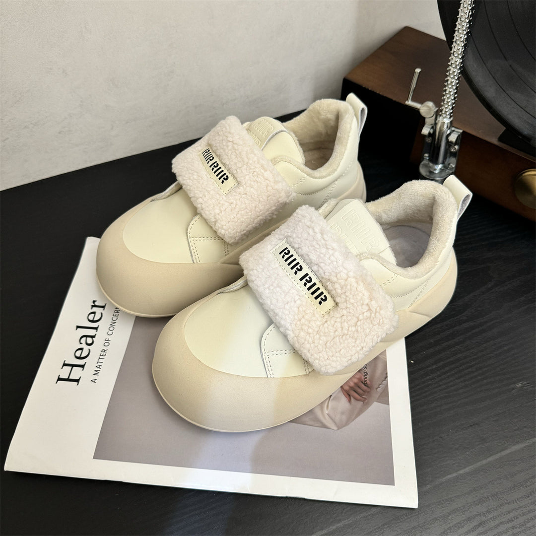 Dame Sneakers med blødt inderfor og komfortabel velcro Stilla