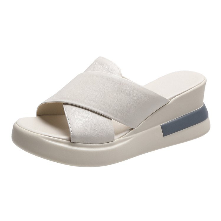 Dame i bykomfort kile-sandaler med ergonomisk viskoelastisk fodseng og sømløst syntetisk overmateriale Skovae