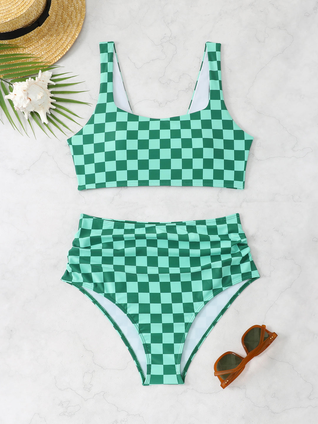 Dame bikini sæt med højskåret trusse og trendy ternet mønster Stilla