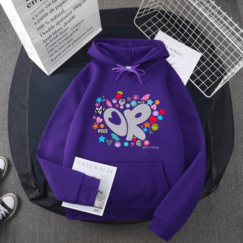 Kvinders hoodie med kreativ grafisk design Skovae