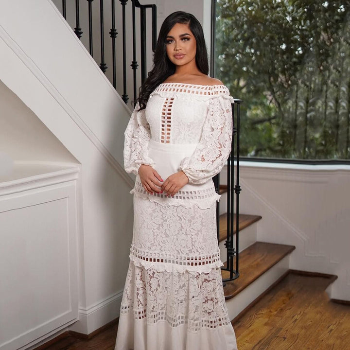 Dame Elegant Maxikjole med romantiske blonder og raffineret design Stilla