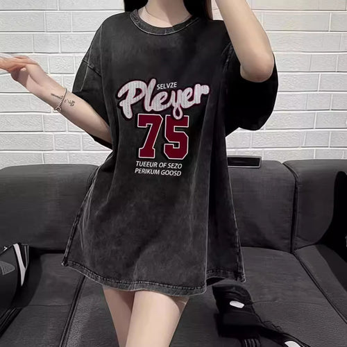 Dame Oversized T-shirt med sporty skrifttype og afslappet pasform Stilla