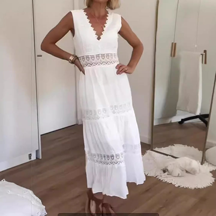 Kvinders elegante maxikjole med blonder og lav rygdel