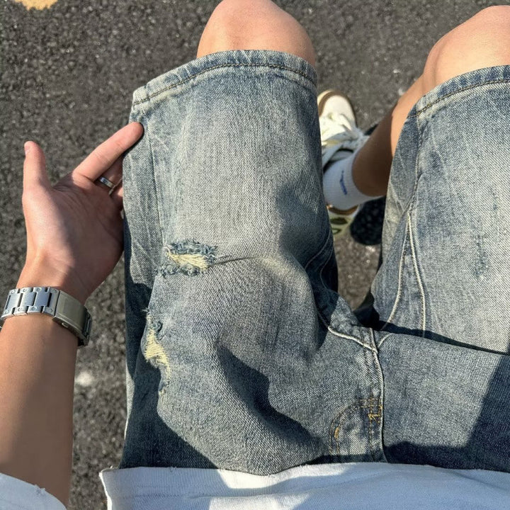 Herrer Distressed Denim Cargo Shorts Stilla
