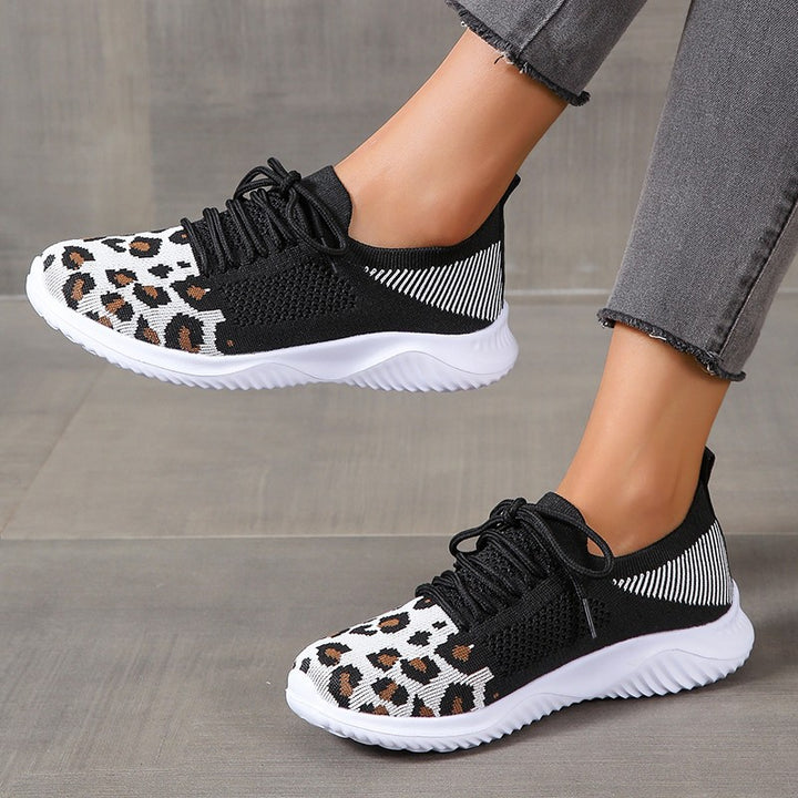Dame Sporty Sneakers med åndbart overmateriale og moderigtigt leopardmønster Stilla