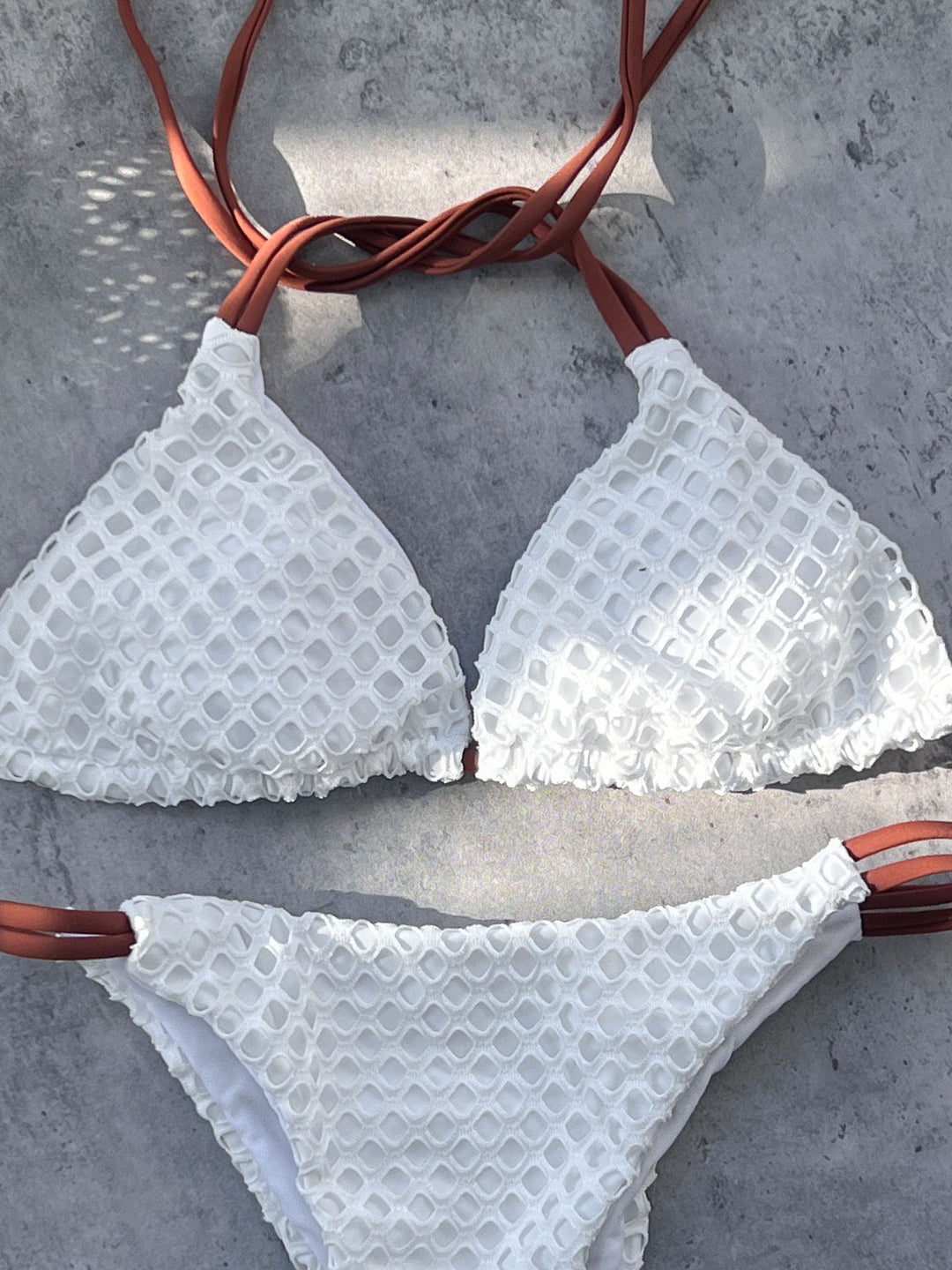Damernes bikini sæt med struktureret overflade og raffinerede stropdetaljer Stilla