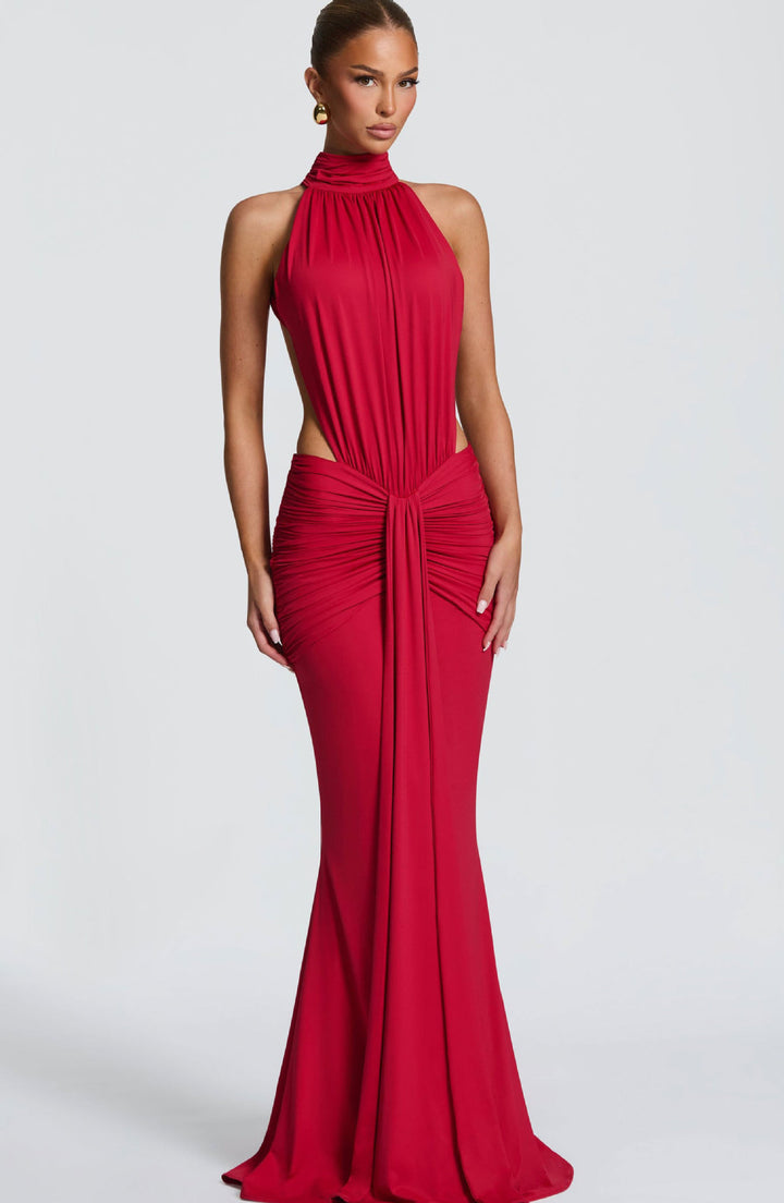 Dame Elegant Maxi Kjole med Stilfuld Halterneck Design og Sofistikeret Draperingselement Skovae
