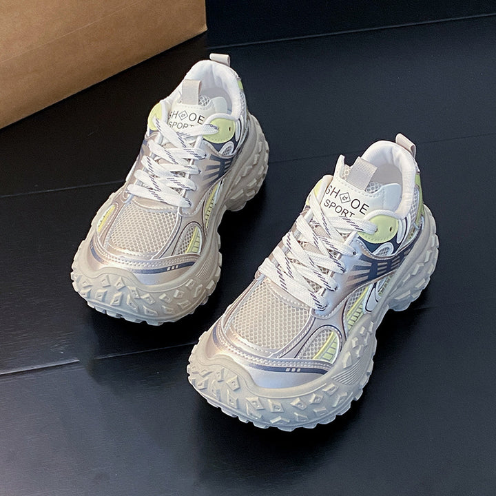 Dame Sporty Sneakers med innovativt støddæmpningssystem og robust sålprofil Stilla