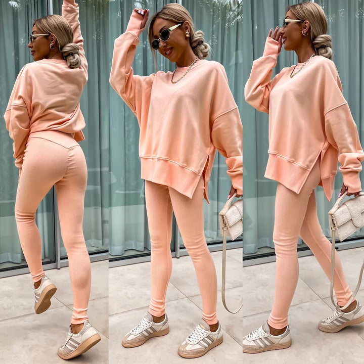 Kvinders afslappede fritidssæt med blødt sweats stof og trendy snit Skovae