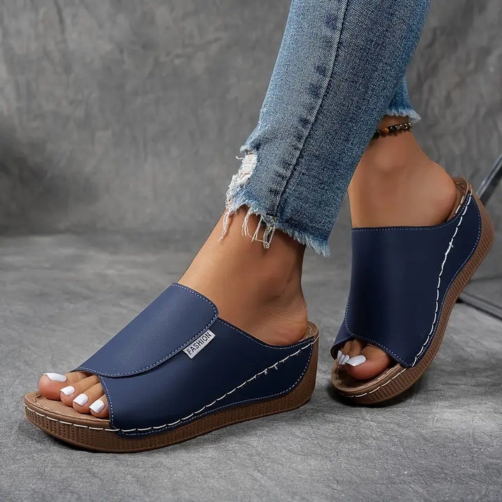Dame nan anatomisk formet slip-on sandal med ergonomisk kile sål og syet kant søm Skovae