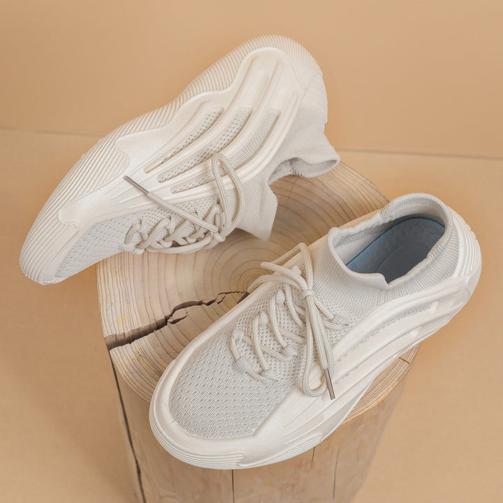 Dame Sporty High-Performance Sneakers med fleksibel strikoverdel og skridsikker sål Stilla