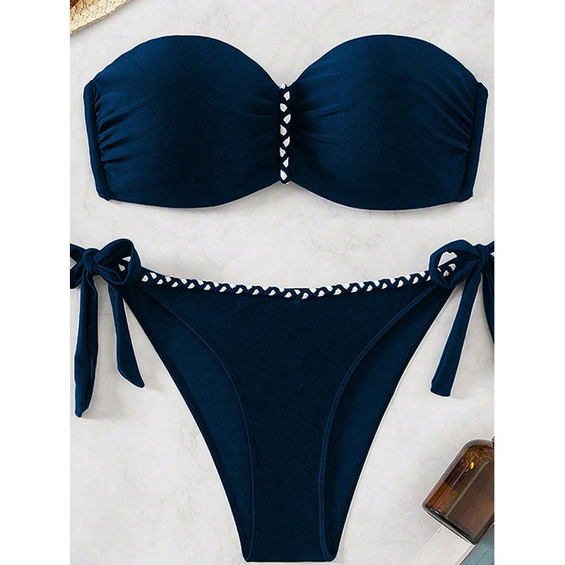 Dame Bandeau bikini sæt med raffinerede flæsedetaljer og justerbare bindebånd Skovae