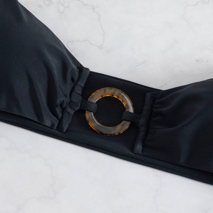 Dame Bikini-sæt med elegant ringdetalje og justerbart strop-system Stilla