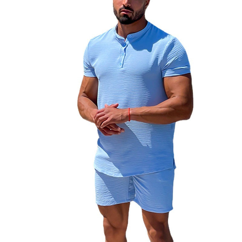 Herrer afslappet fritidsoutfit med kort overdel og shorts Stilla