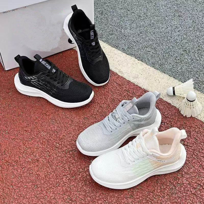 Dame Sporty Sneakers med fleksibelt overmateriale og åndbar struktur Stilla
