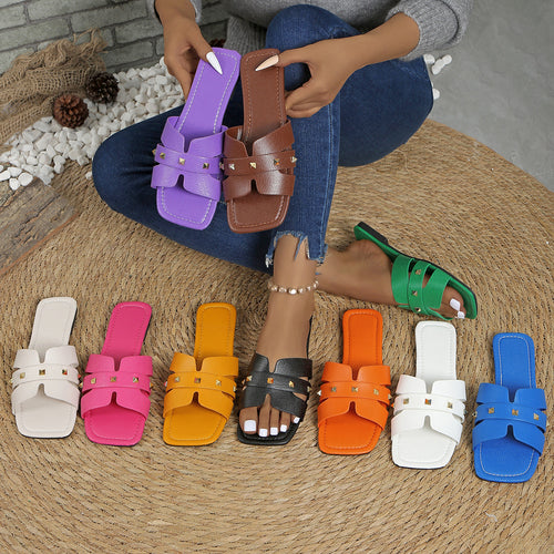 Dame Designer-Pantoletten med trendy nitter-detaljer Stilla