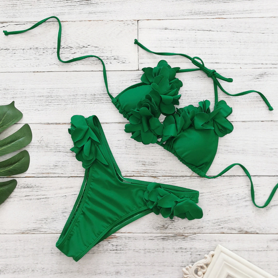 Dame bikini-sæt med luftige blomsterapplikationer og justerbare stropper Stilla