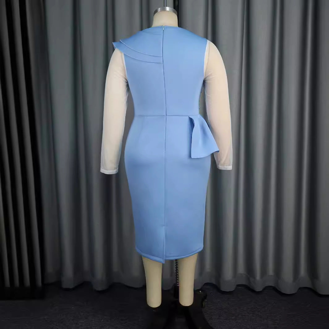 Dame elegant kjole med rynker og perleapplikationer Skovae