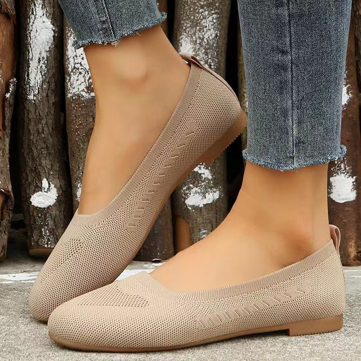 Dame Ballerinas lavet af åndbart strikmateriale Stilla