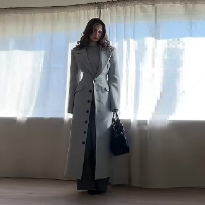 Kvinders elegante trenchcoat med dobbelt knaplukning og skræddersyet pasform Stilla