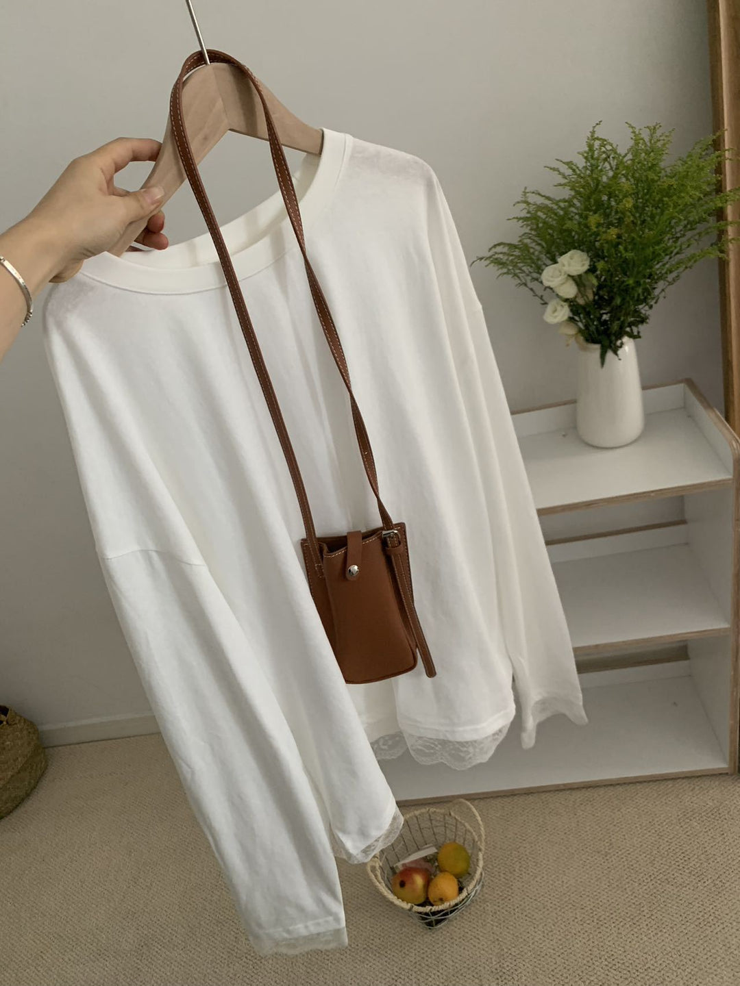 Damer moderne Langærmet bluse med elegant spidsedetalje Stilla