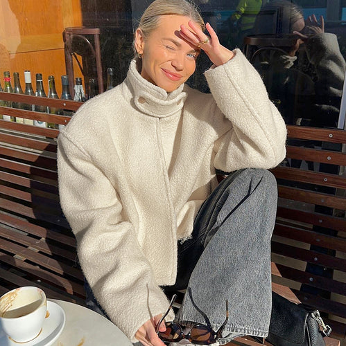 Dame Oversized Fleecejakke med høj krave og flot design Stilla