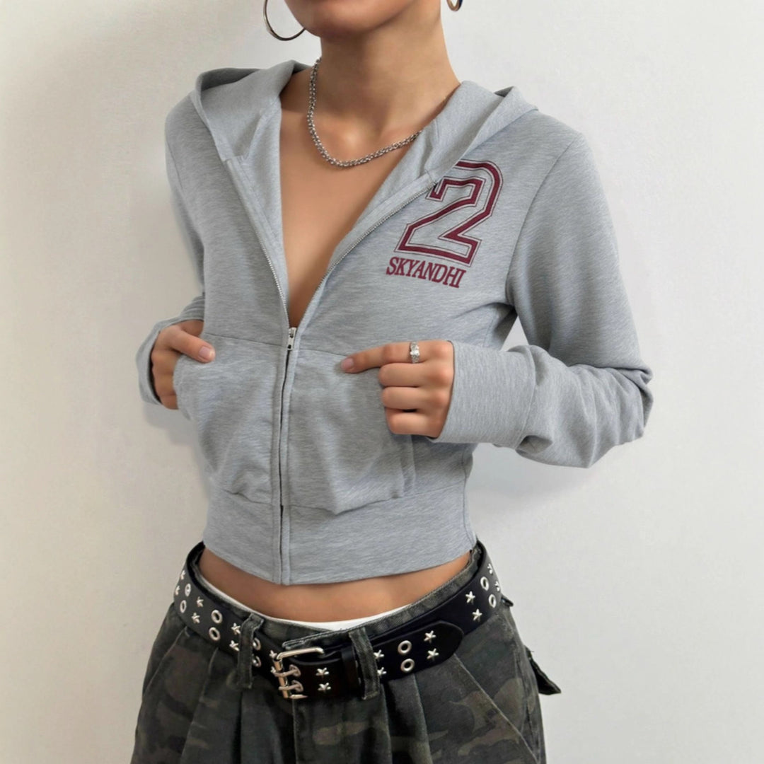 Damers cropped hoodie jakke med fuld lynlås og stilfuldt logo Stilla