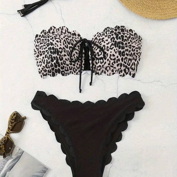 Dame bikini-sæt med skulpturelt design og moderigtigt dyreprint Skovae