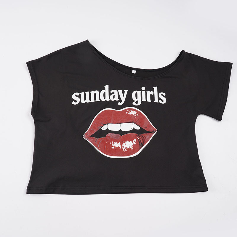Dame Oversized T-Shirt med kreativ læber-print Skovae