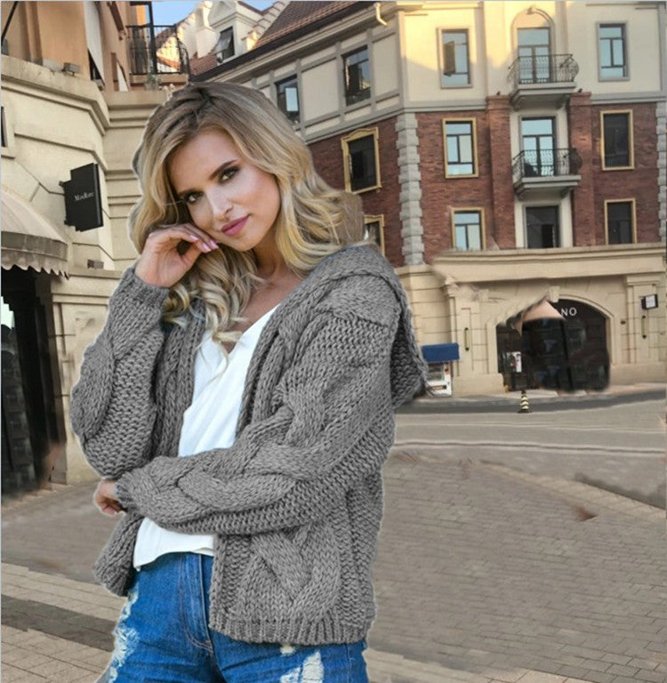 Kvinders chunky strik cardigan med hætte og asymmetrisk design Stilla