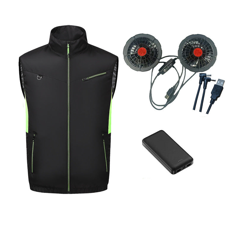 Unisex nan kompakt powerbank med dual-USB og USB-C ladeport samt LED-ladeindikator Skovae