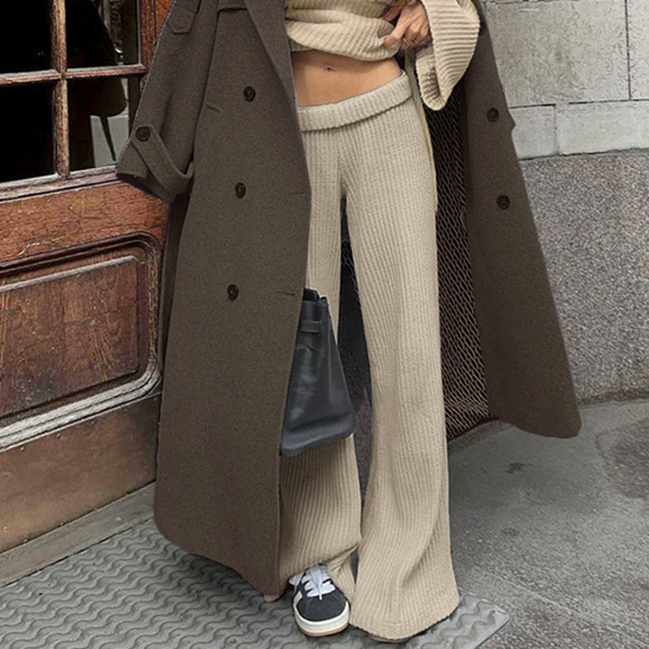 Dame elegante Flared-Leggings lavet af elastisk strikstof Skovae