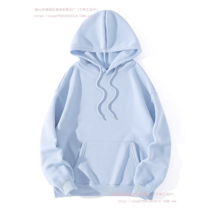 Kvinders casual hoodie med farverigt fjerdesign og inspirerende tekst Stilla