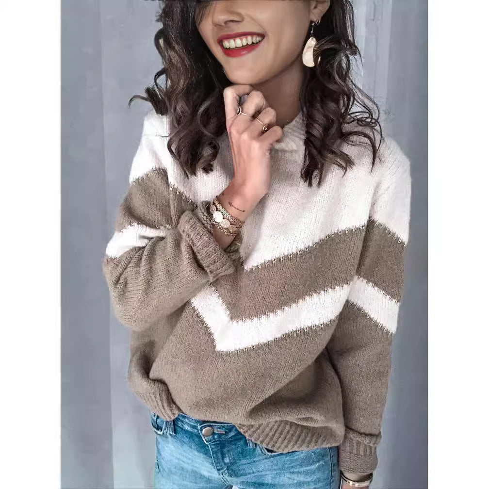 Kvinders strikket sweater med V-hals og kontrasterende zigzag-design Stilla